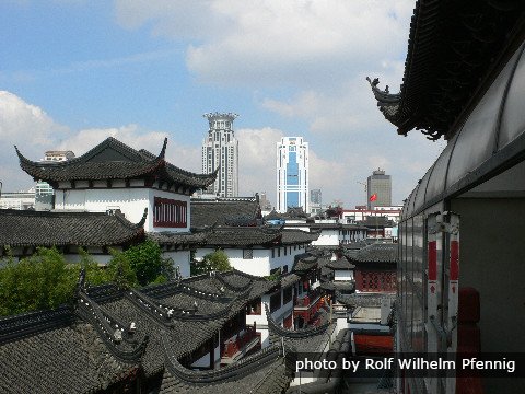 Shanghais Alte Straße, wo die traditionellen Wohnsitze sind 
